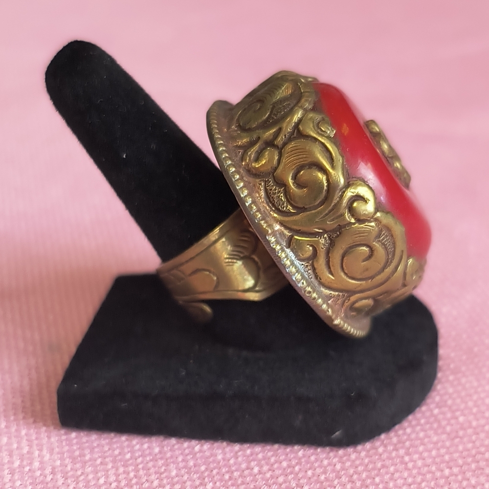 Vintage Red LABRADORITE GEMSTONE TIBETAN  DESIGN Adjustable - Picture 3 of 6